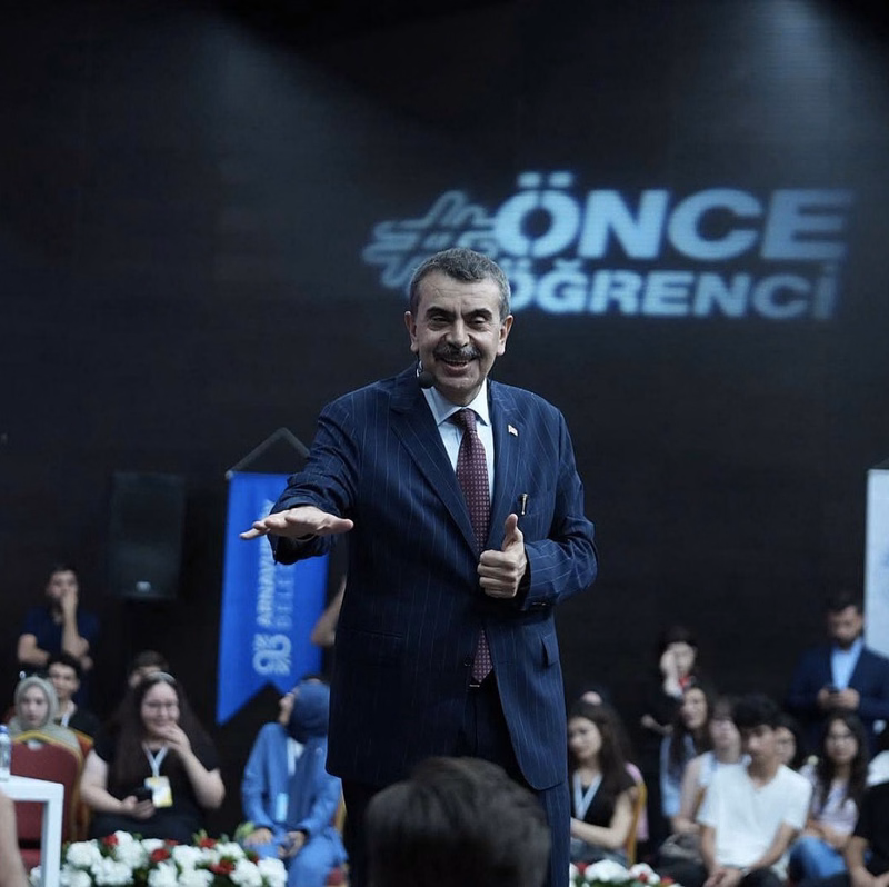 Bakan Yusuf Tekin Gençlerle Buluştu - Görsel 2