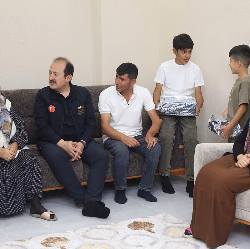 AFAD Başkanı Pehlivan Tokat'ta Deprem Konutlarını İnceledi - Görsel 3