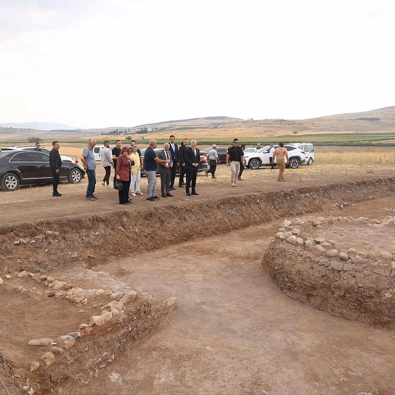 Kahramanmaraş'ta 9 Bin Yıllık Tarih Gün Yüzüne Çıkıyor - Görsel 2
