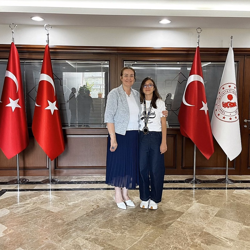 Etimesgutlu Öğrencilerden Uluslararası Matematik Olimpiyatlarında Büyük Başarı - Görsel 2