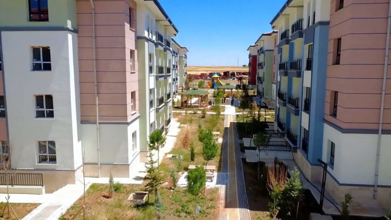 Kütahya Aslanapa'da 122 sosyal konut hak sahiplerine teslim ediliyor - Görsel 2