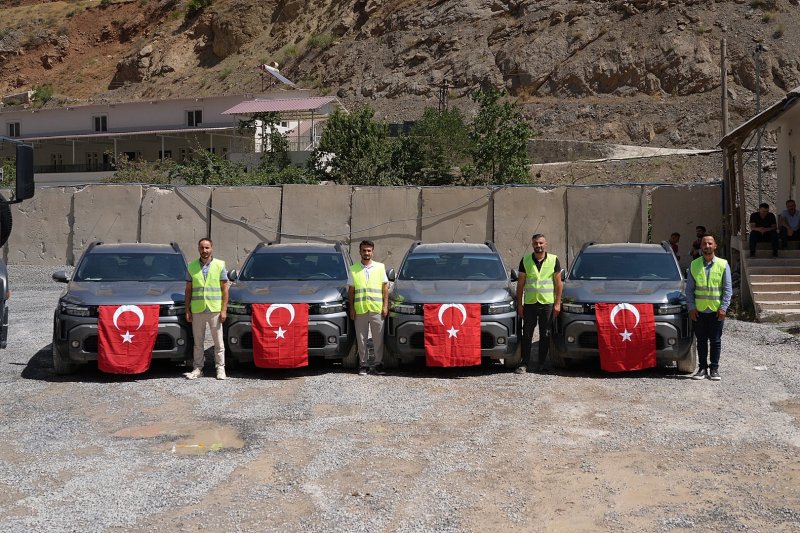 Hakkari'nin Hizmet Filosu 127,6 Milyon TL'lik Yatırımla Güçlendi - Görsel 2