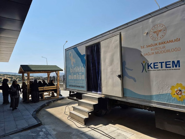 Burdur'da Gezici Mamografi Aracıyla Kanser Taraması Gerçekleştirildi - Görsel 1