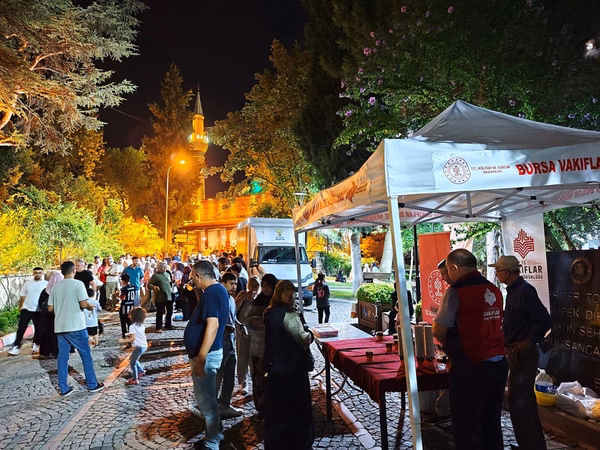 Bursa Vakıflar Bölge Müdürlüğü'nden Dört İlde Mevlid Kandili Programı - Görsel 1