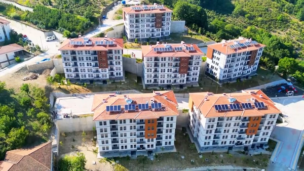 Düzce Boğaziçi'nde TOKİ Sosyal Konutları Hak Sahiplerine Teslim Ediliyor - Görsel 2