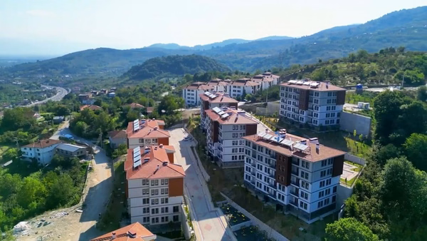 Düzce Boğaziçi'nde TOKİ Sosyal Konutları Hak Sahiplerine Teslim Ediliyor - Görsel 3