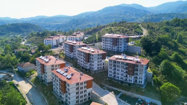 Düzce Boğaziçi'nde TOKİ Sosyal Konutları Hak Sahiplerine Teslim Ediliyor - Görsel 4