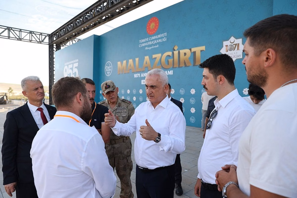 Muş'ta Malazgirt Zaferi Etkinlikleri İçin Hazırlıklar Sürüyor - Görsel 2