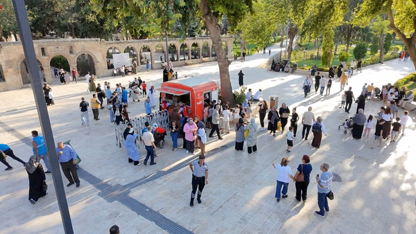 Şanlıurfa ve Adıyaman'da Vatandaşlara Limonata İkramı - Görsel 2