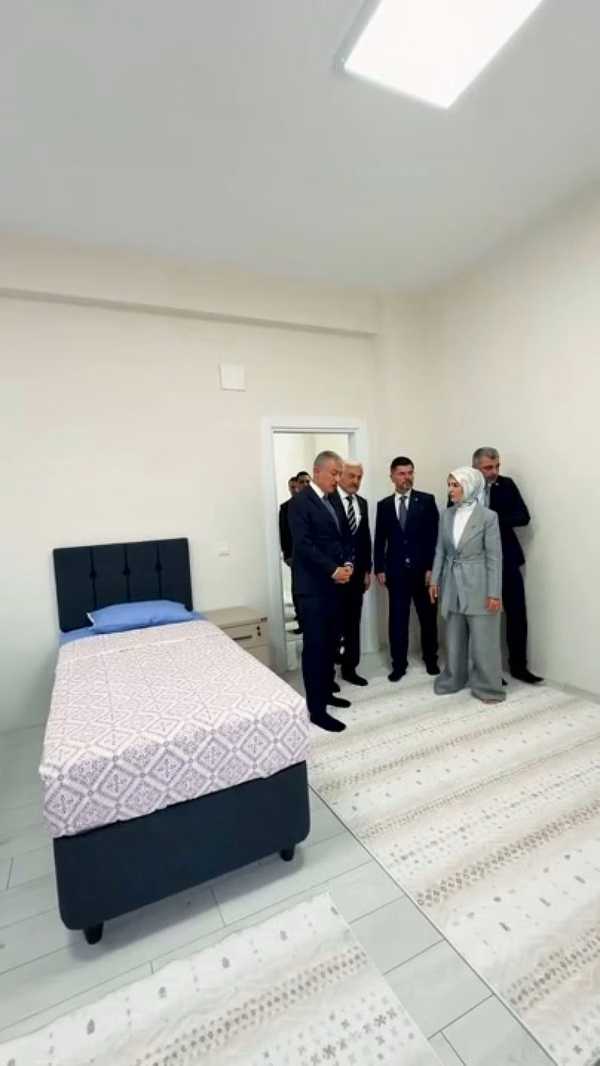 Mardin'de Hasan Keleşoğlu Çocuk Evleri Sitesi Hizmete Açıldı - Görsel 1