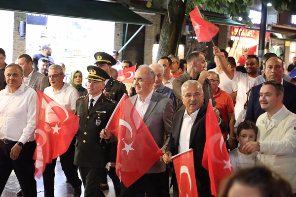 Ordu'da 30 Ağustos Zafer Bayramı Coşkusu: Zafer Yürüyüşü ve Konser - Görsel 2