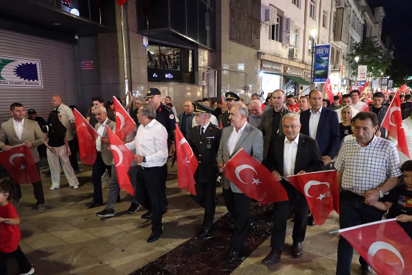 Ordu'da 30 Ağustos Zafer Bayramı Coşkusu: Zafer Yürüyüşü ve Konser - Görsel 3