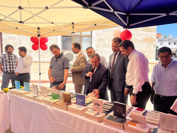 Çumra’da Mevlid-i Nebi Kitap Fuarı Kapılarını Açtı - Görsel 2