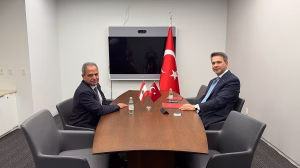 Bakan Bayraktar, Lübnanlı mevkidaşı ile bölgesel enerji projelerini görüştü
