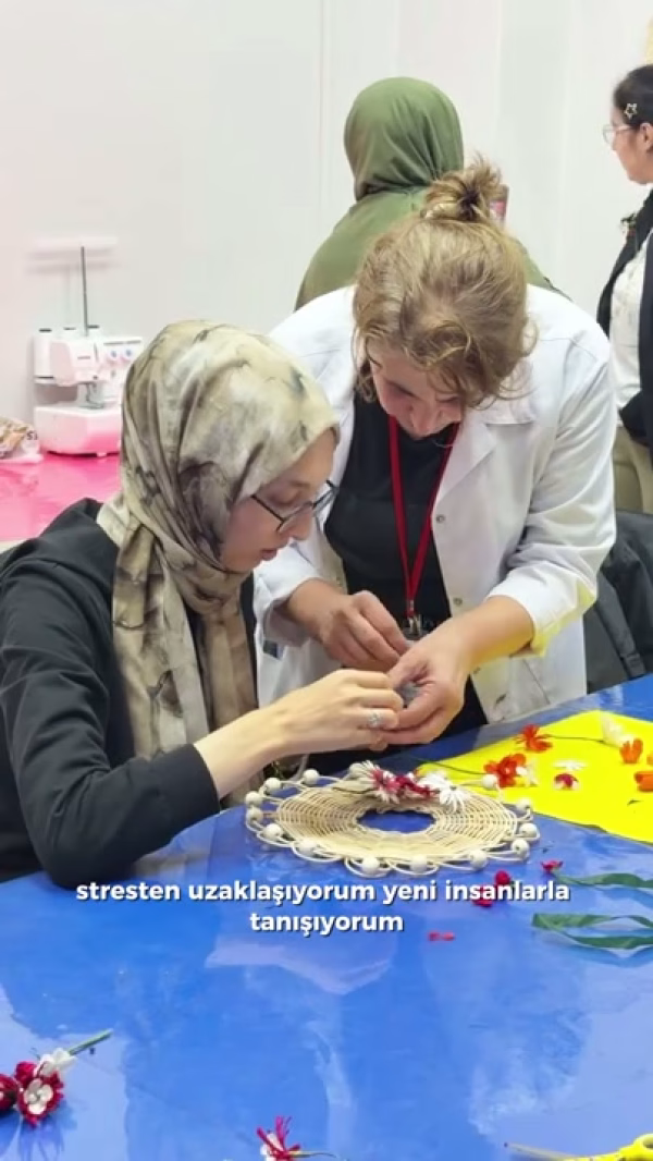 Arnavutköy'de İpek Kozası Sanatı Kursu Başladı - Görsel 3