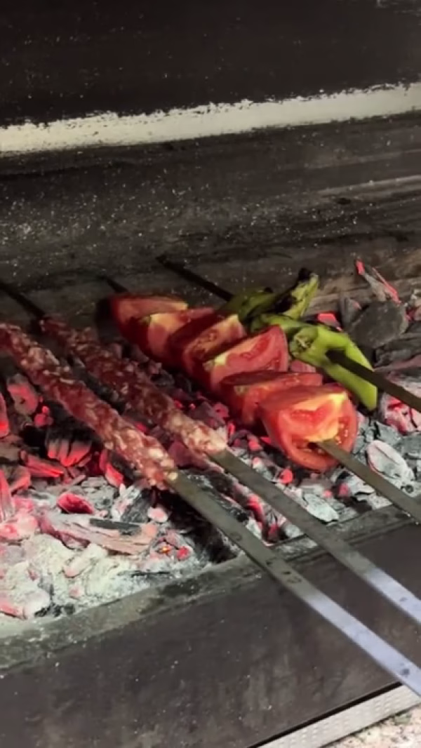 Erzincan Valiliği Esnafın Yanında Olmaya Devam Ediyor - Görsel 2