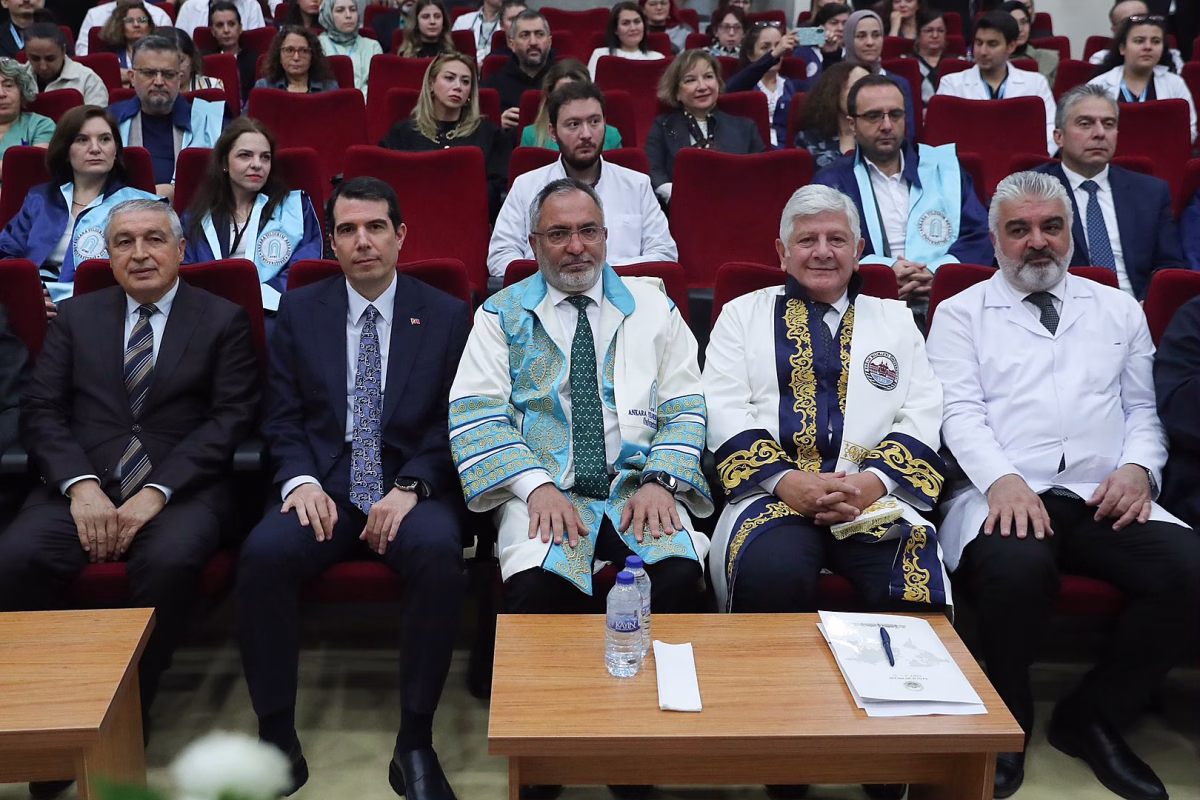 YBÜ Yenimahalle Hastanesi'nde Yeni Akademik Yıl Başladı