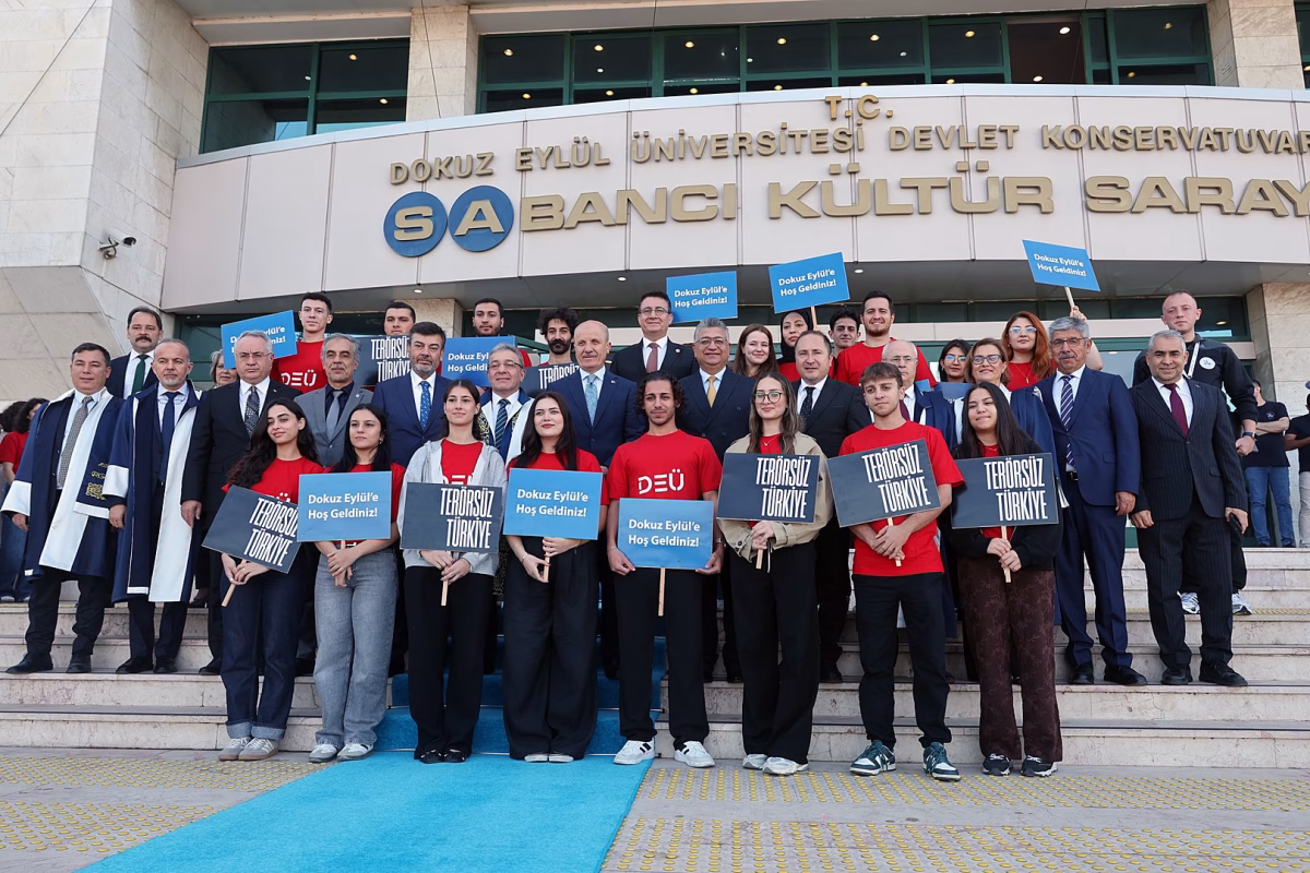 Dokuz Eylül Üniversitesi Yeni Akademik Yıla Başladı